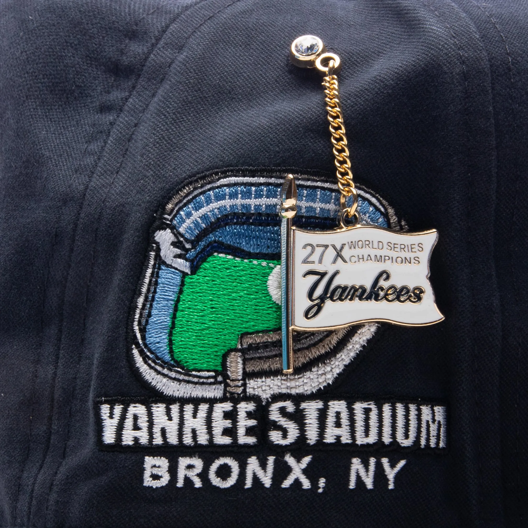 59FIFTY A-Frame Championship Side Flag - New York Yankees