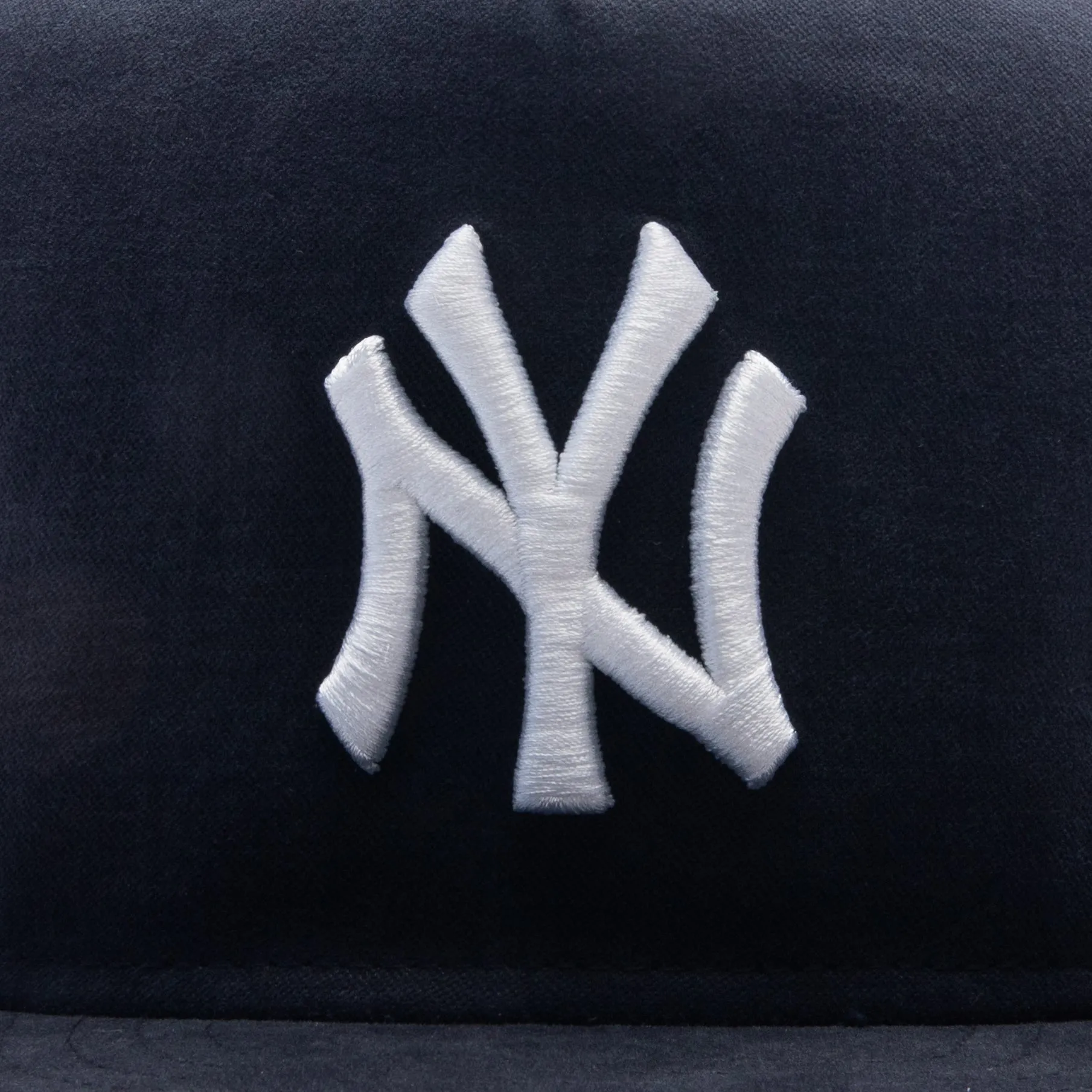 59FIFTY A-Frame Championship Side Flag - New York Yankees