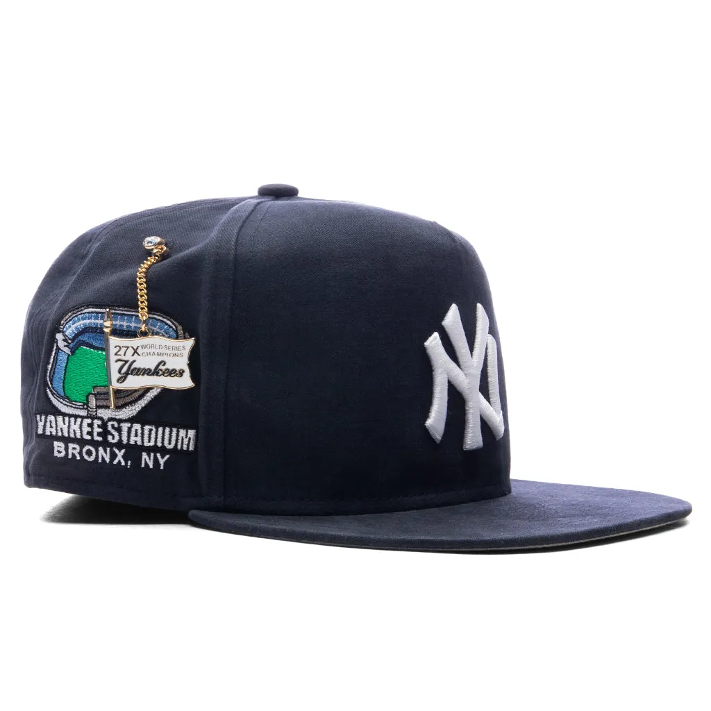 59FIFTY A-Frame Championship Side Flag - New York Yankees