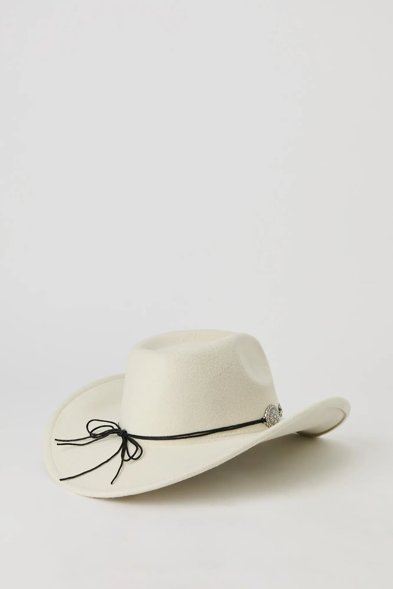 Medallion Chain Cowboy Hat