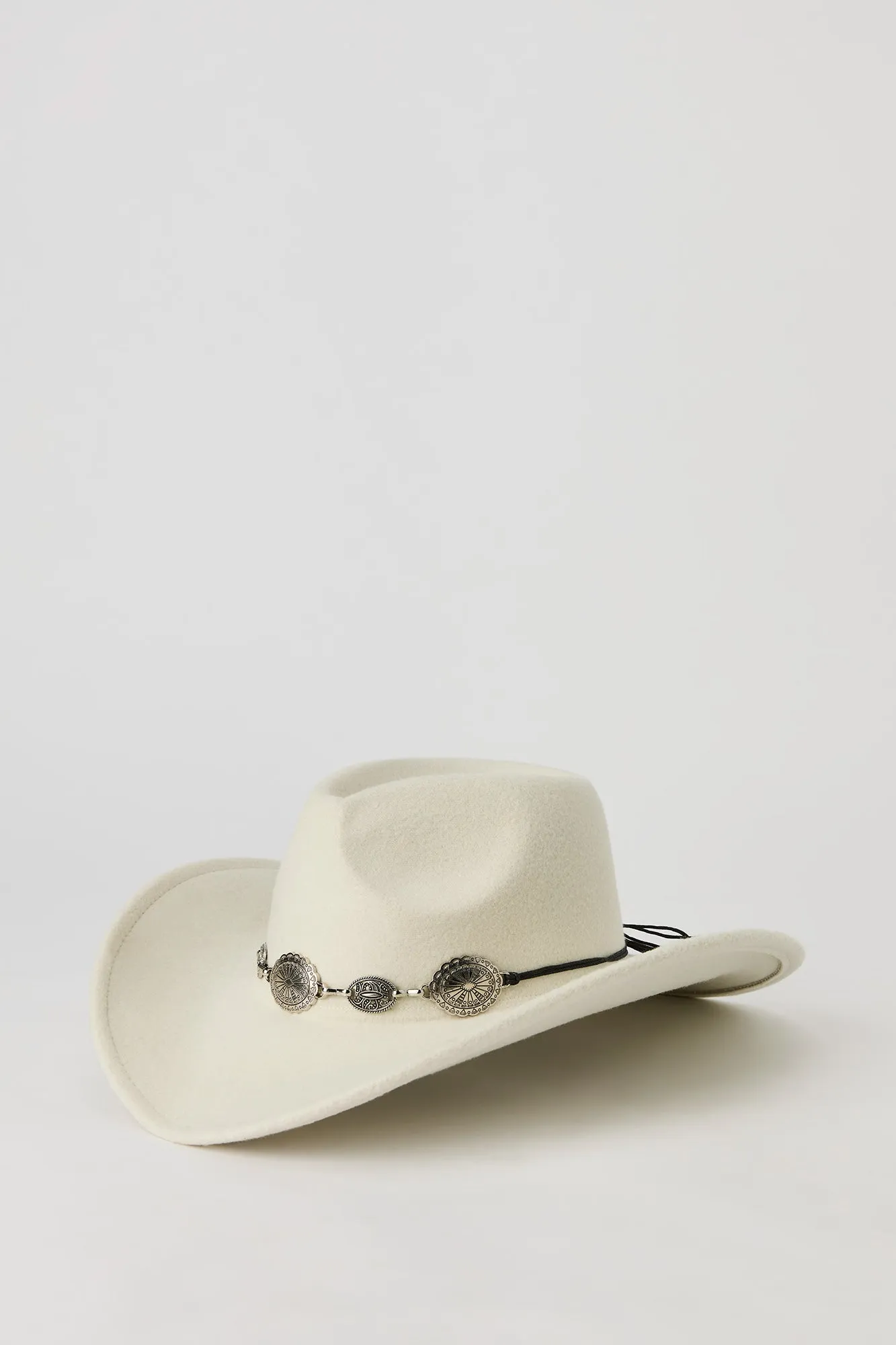 Medallion Chain Cowboy Hat